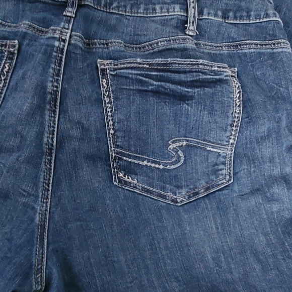 SILVER Jeans Co. Boyfriend and Avery Streight Jeans. Bundle of 2. Size 24/29 - Picture 3 of 16